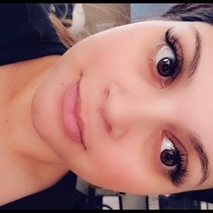 Meet your Posher, Tabitha